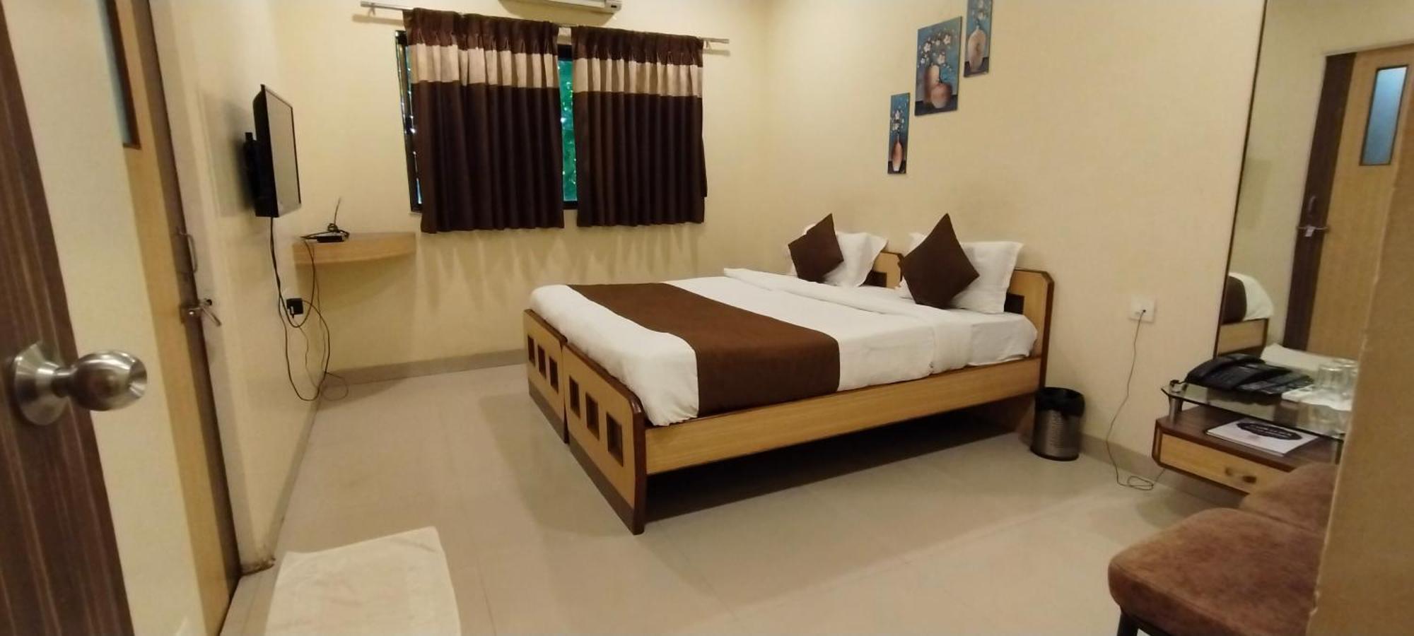 Aquarius Resort Gorhe Khurd Esterno foto