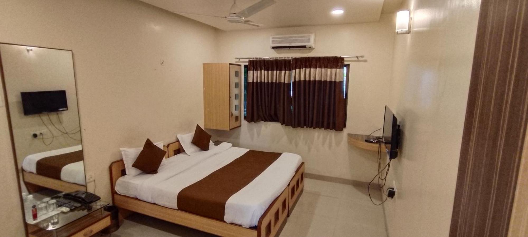 Aquarius Resort Gorhe Khurd Esterno foto
